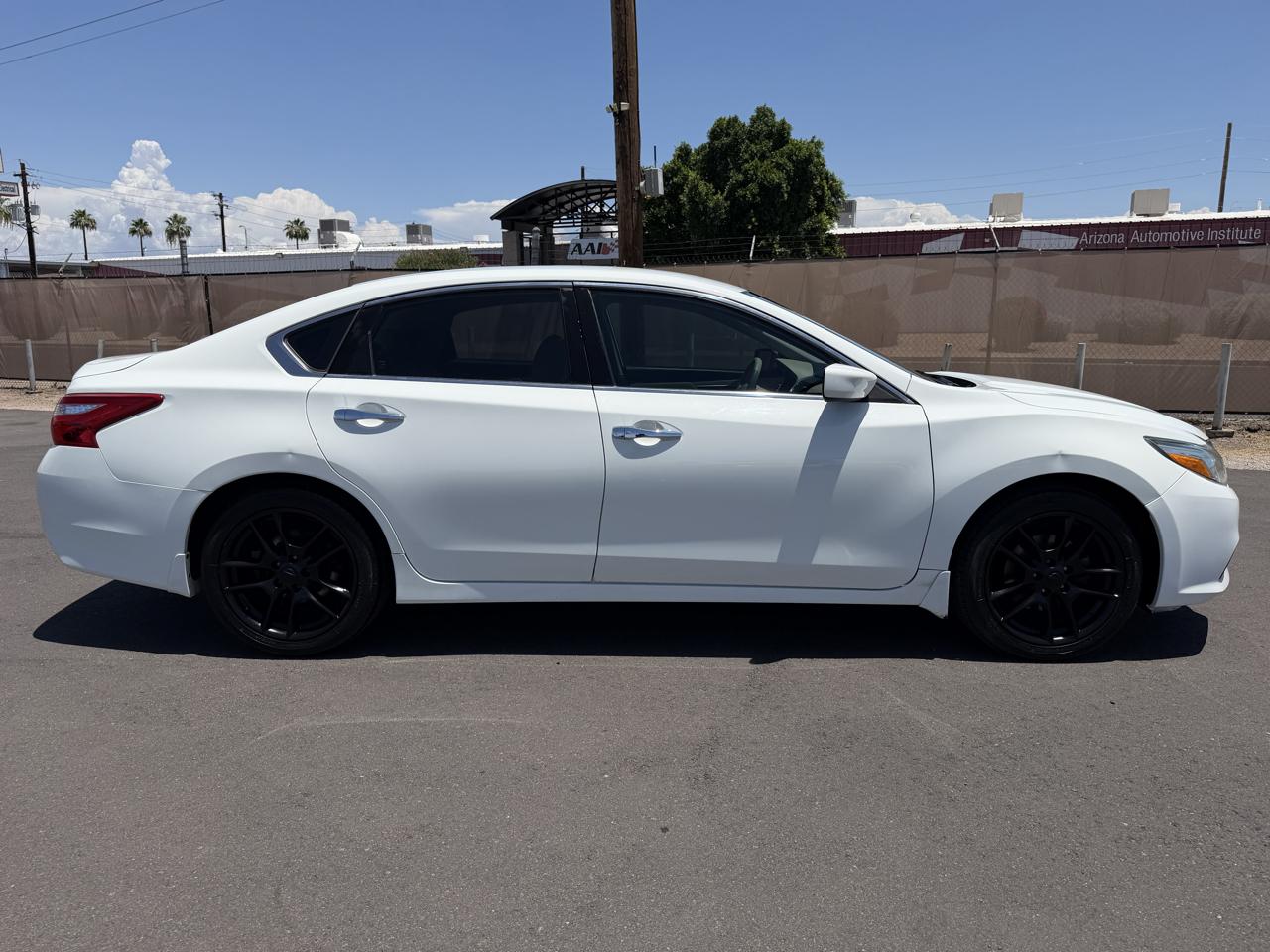 Nissan Altima 2.5 SR 2016