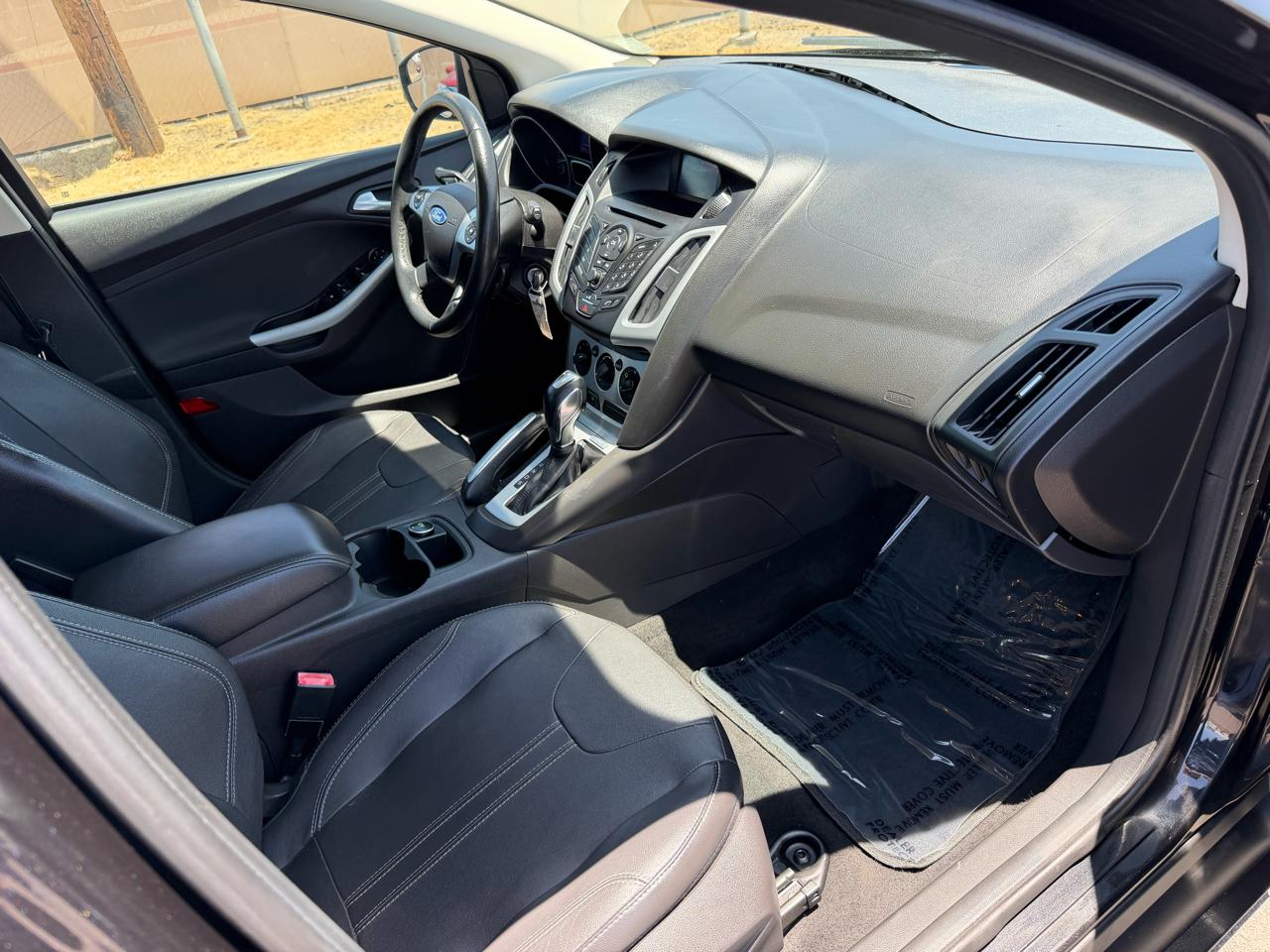 Ford Focus SE Hatch 2013
