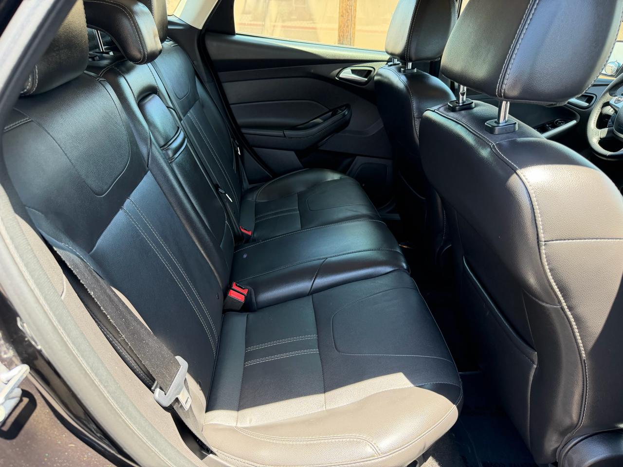 Ford Focus SE Hatch 2013