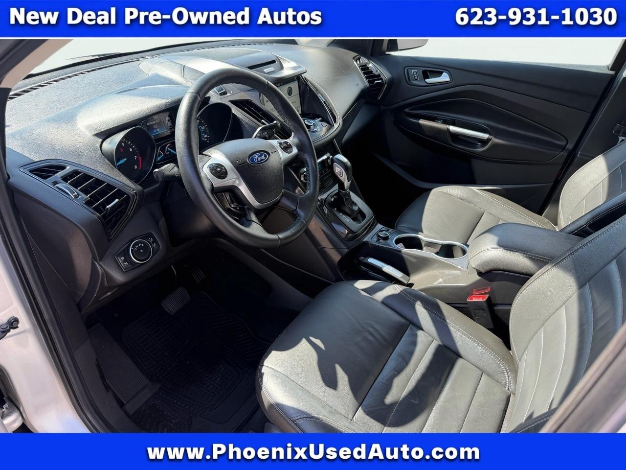 Ford Escape Titanium FWD 2016