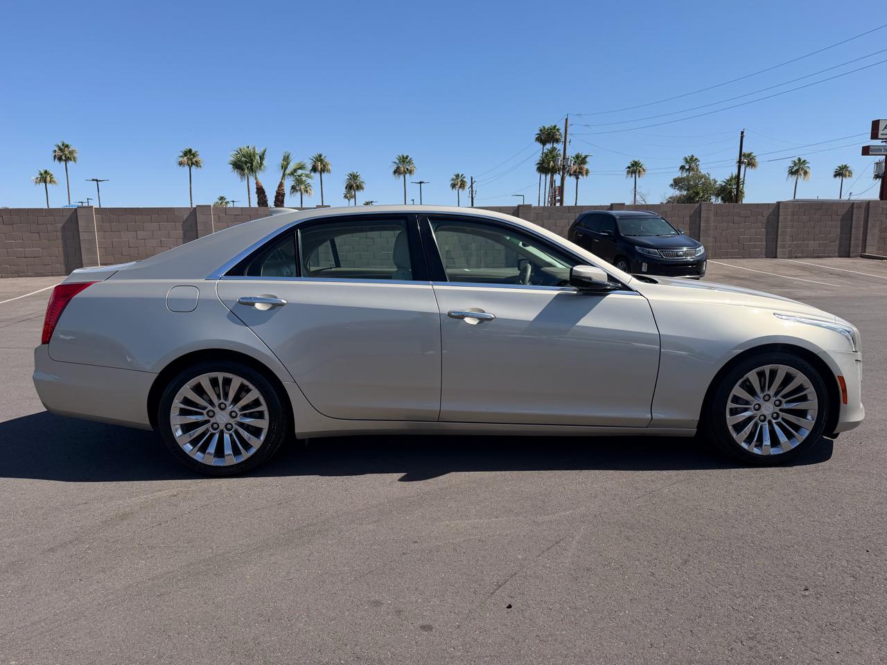 Cadillac CTS 2.0L Turbo Luxury RWD 2015