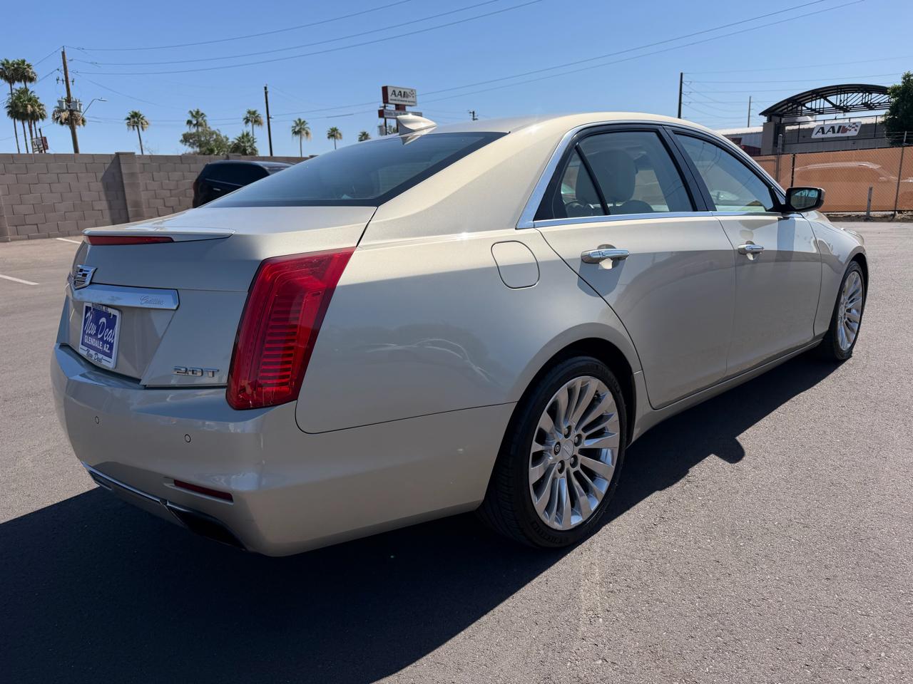 Cadillac CTS 2.0L Turbo Luxury RWD 2015