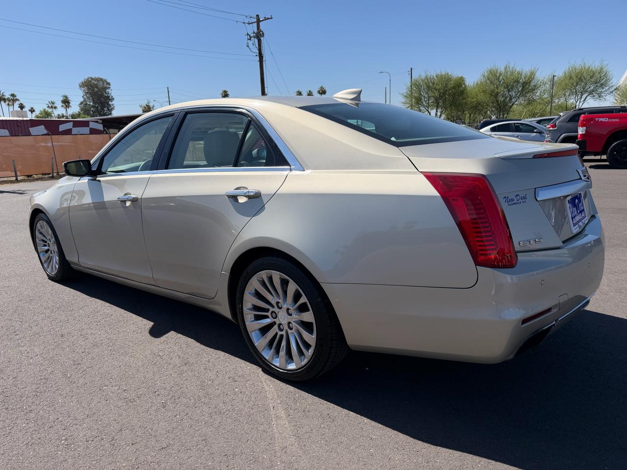Cadillac CTS 2.0L Turbo Luxury RWD 2015