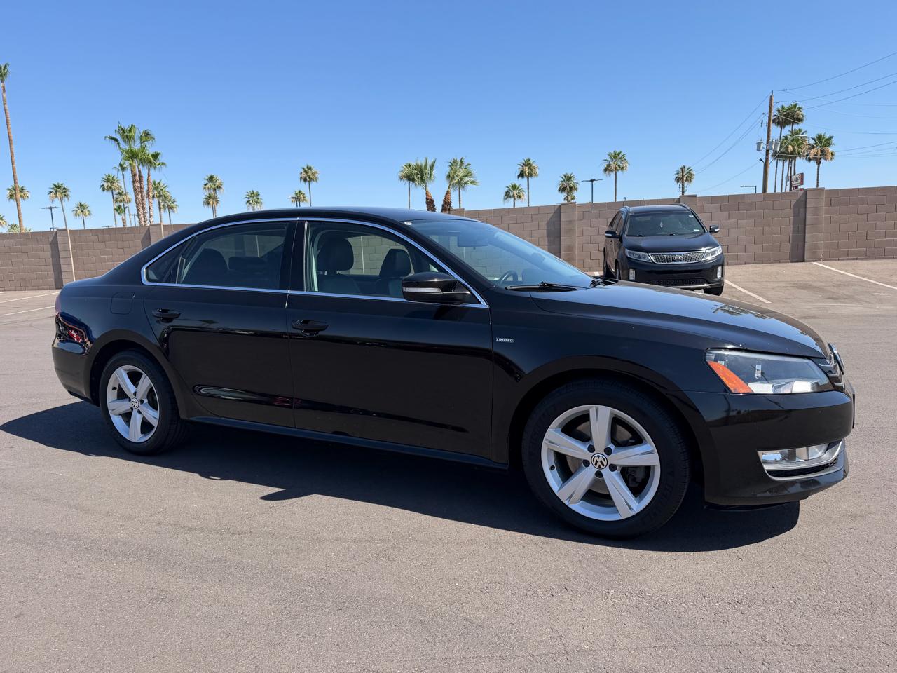 2015 Volkswagen Passat Sport PZEV 5M