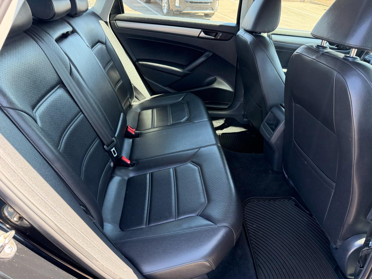 Volkswagen Passat Sport PZEV 5M 2015