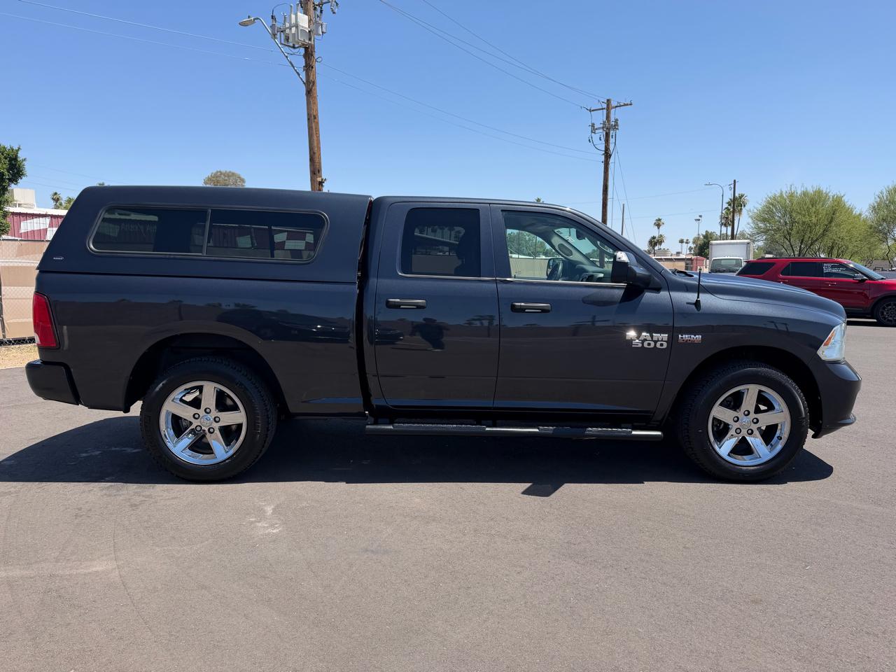 RAM 1500 2WD Crew Cab 140.5" Express 2016