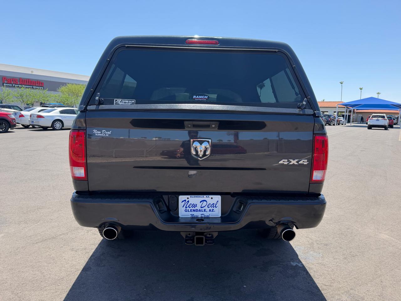 RAM 1500 2WD Crew Cab 140.5" Express 2016