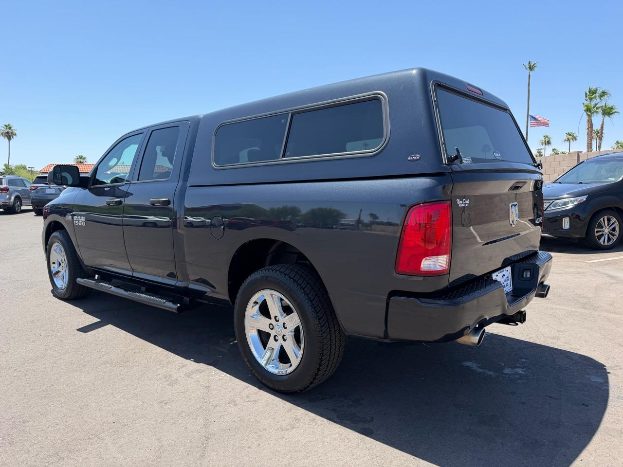 RAM 1500 2WD Crew Cab 140.5" Express 2016