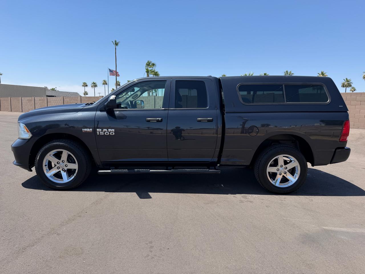 RAM 1500 2WD Crew Cab 140.5" Express 2016