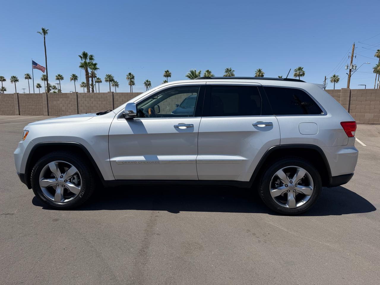 Jeep Grand Cherokee Overland 4WD 2012