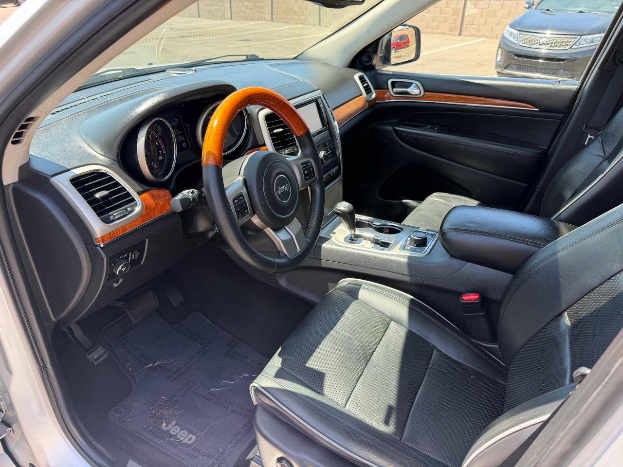 Jeep Grand Cherokee Overland 4WD 2012