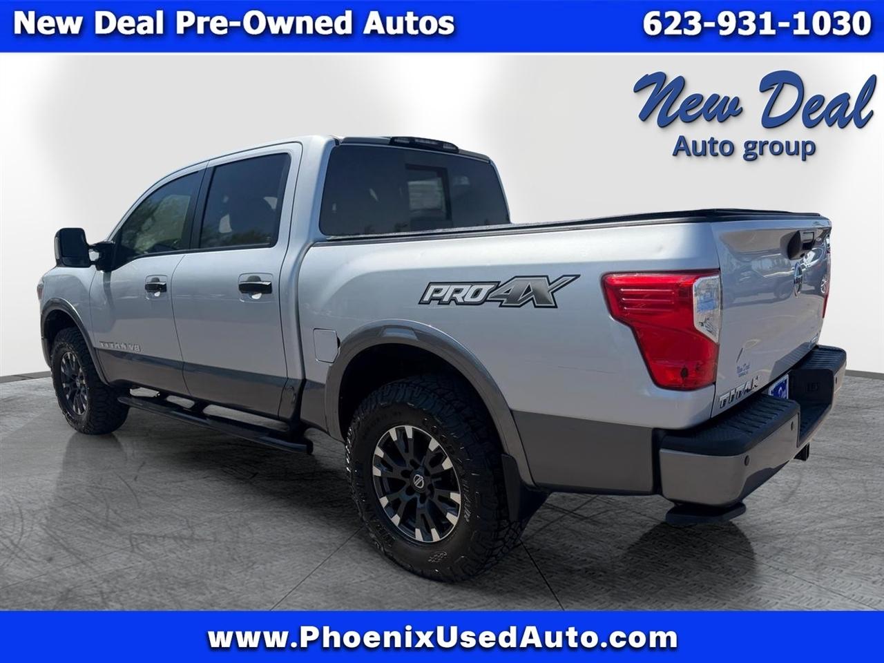 Nissan Titan PRO-4X Crew Cab 4WD 2019