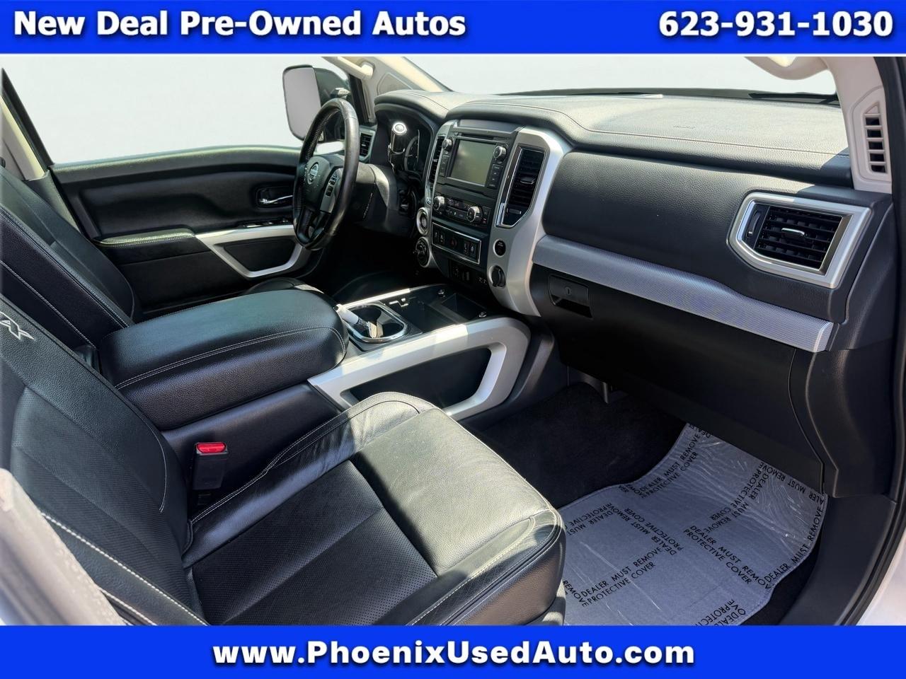 Nissan Titan PRO-4X Crew Cab 4WD 2019