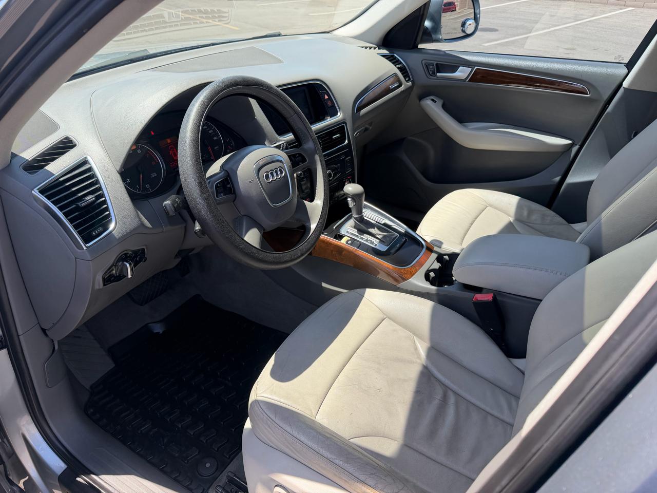 Audi Q5 2.0 quattro Premium 2011