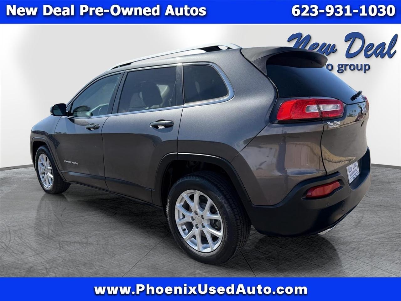 Jeep Cherokee Latitude FWD 2016