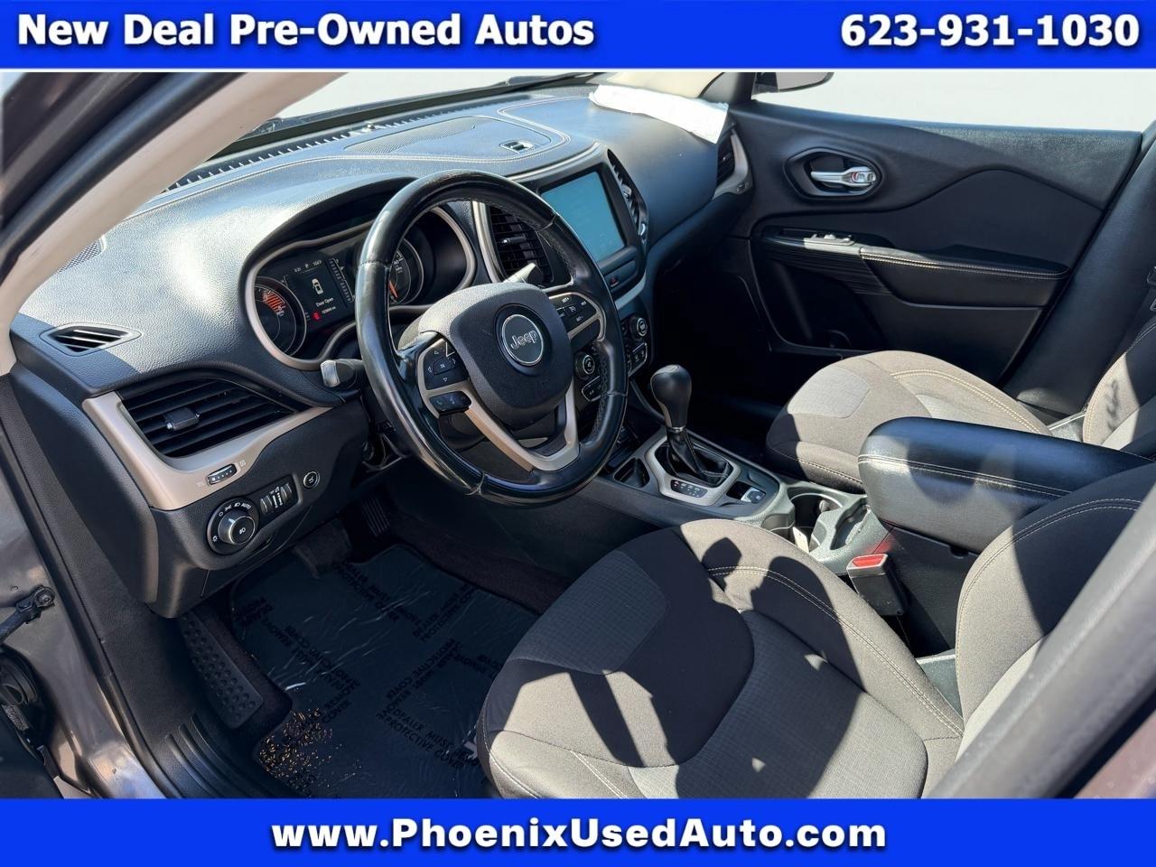 Jeep Cherokee Latitude FWD 2016