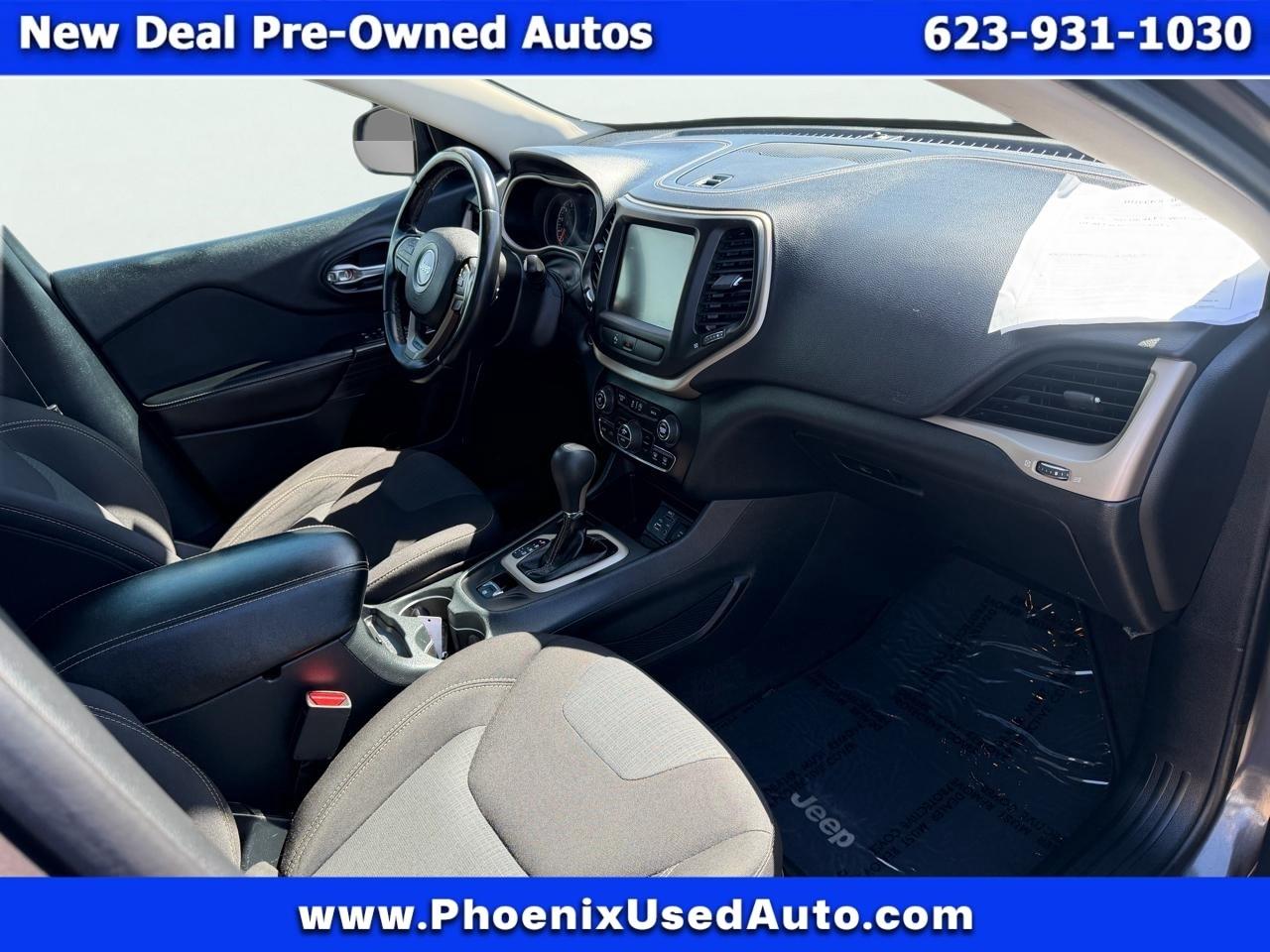 Jeep Cherokee Latitude FWD 2016