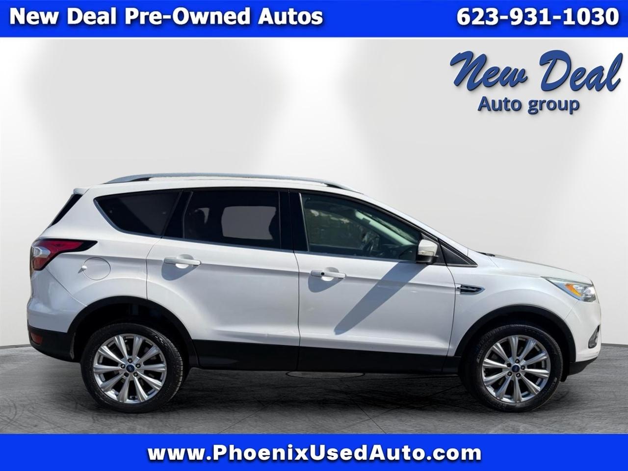 Ford Escape Titanium 4WD 2017
