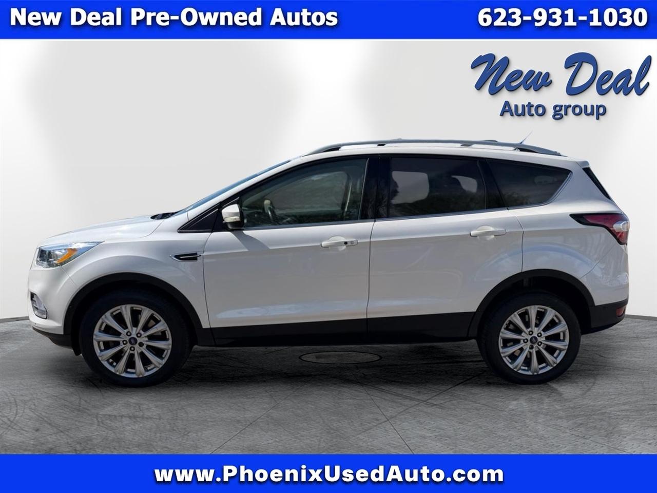 Ford Escape Titanium 4WD 2017