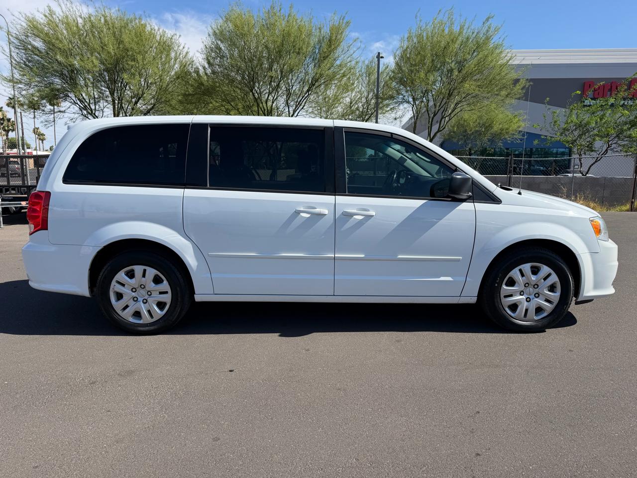 Dodge Grand Caravan SE 2016