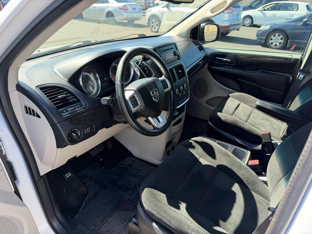 Dodge Grand Caravan SE 2016