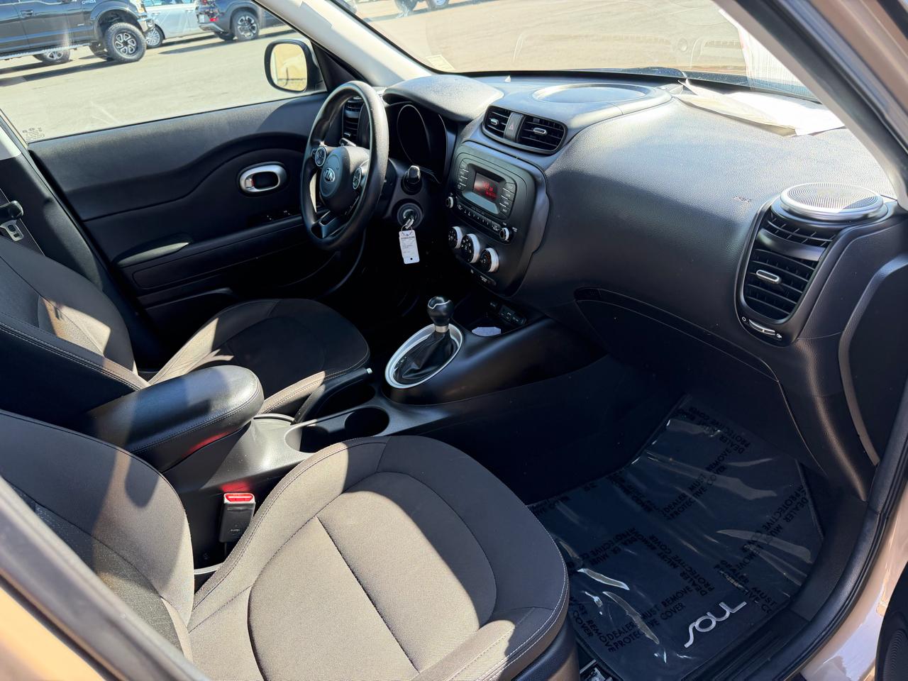 Kia Soul Base 6A 2016