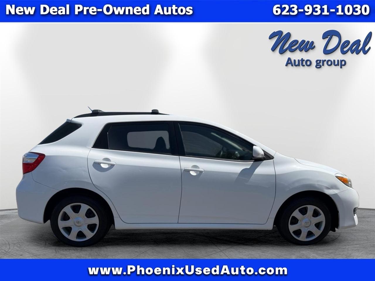 Toyota Matrix Base 4-Speed AT 2009