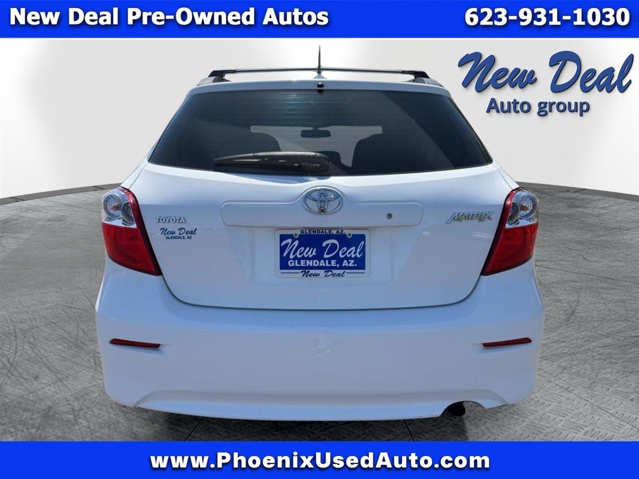 Toyota Matrix Base 4-Speed AT 2009
