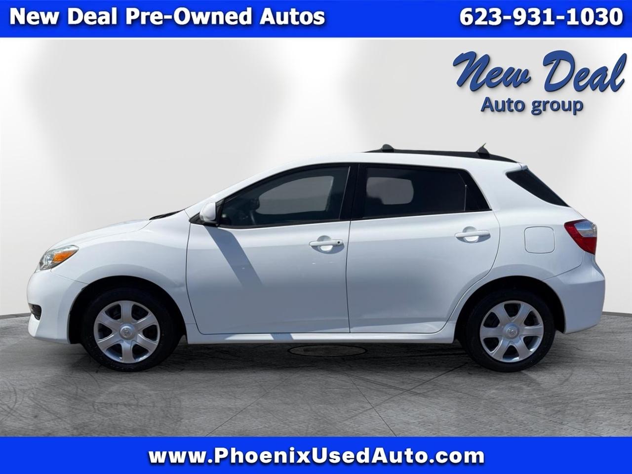 Toyota Matrix Base 4-Speed AT 2009