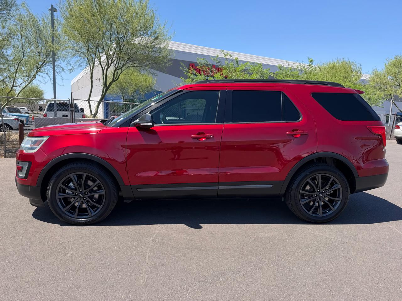 Ford Explorer 4dr XLT 2017