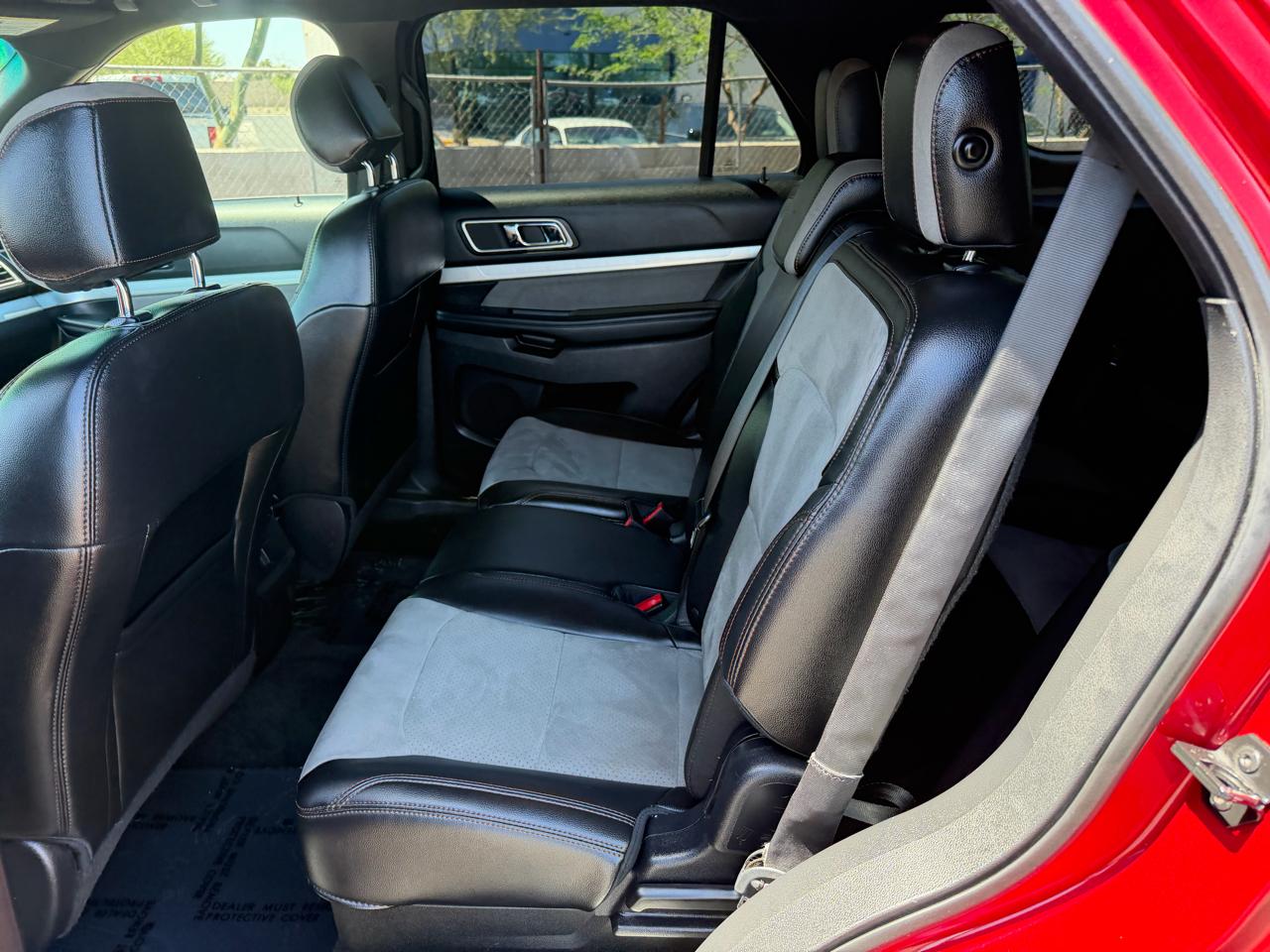 Ford Explorer 4dr XLT 2017