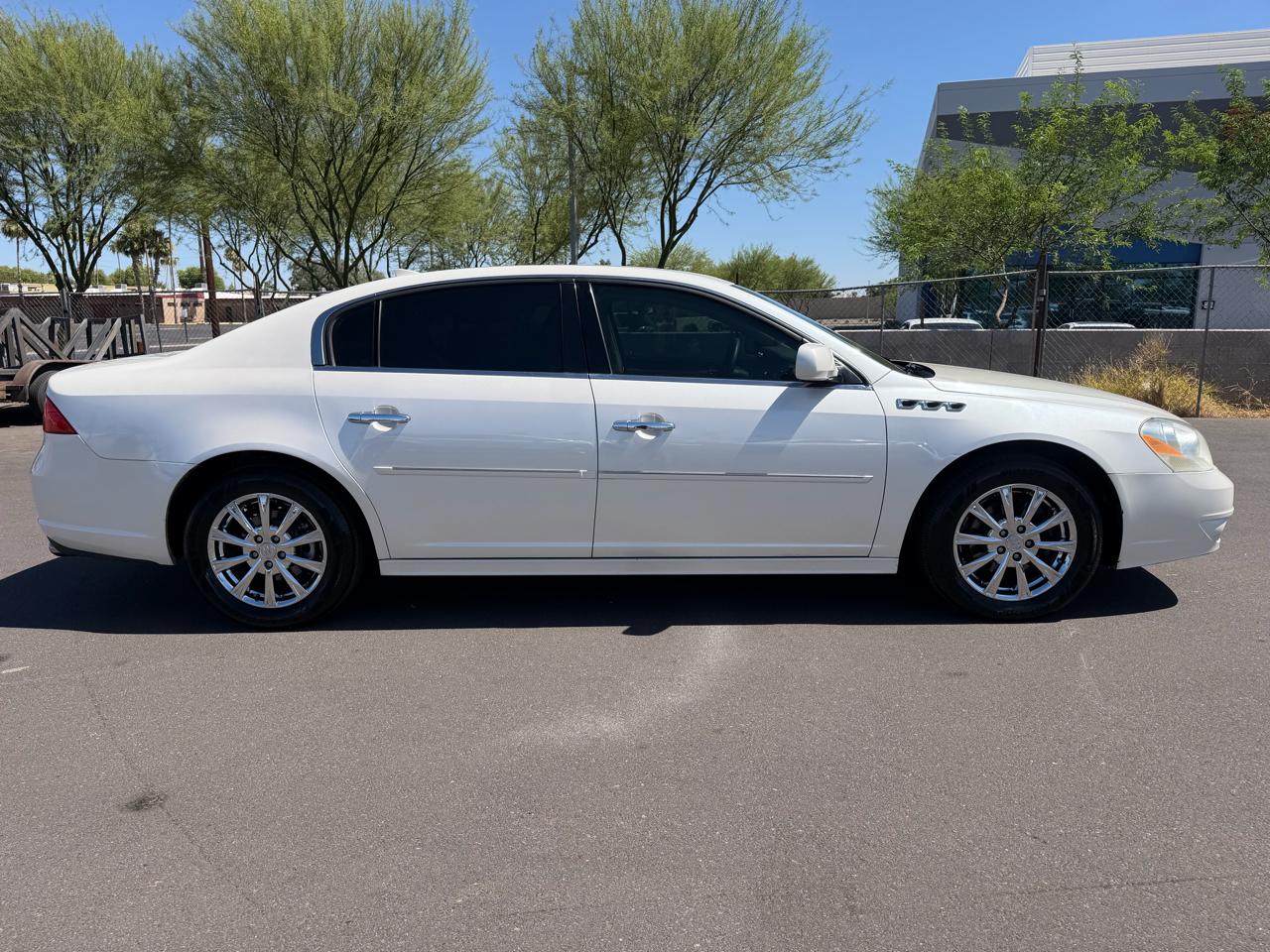 Buick Lucerne CXL Premium 2011