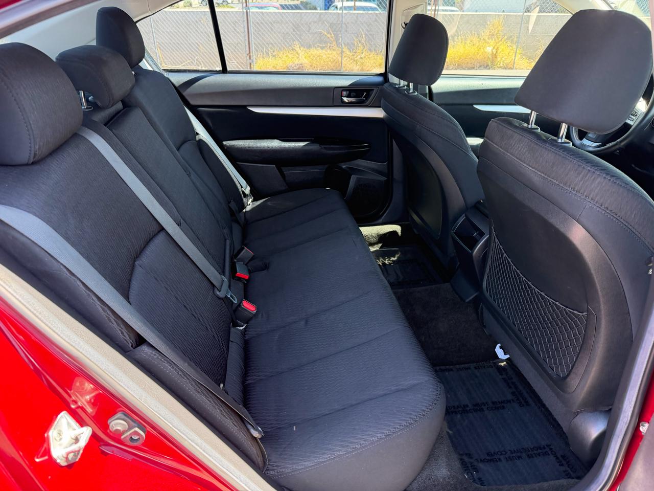 Subaru Legacy 2.5i Premium 2012