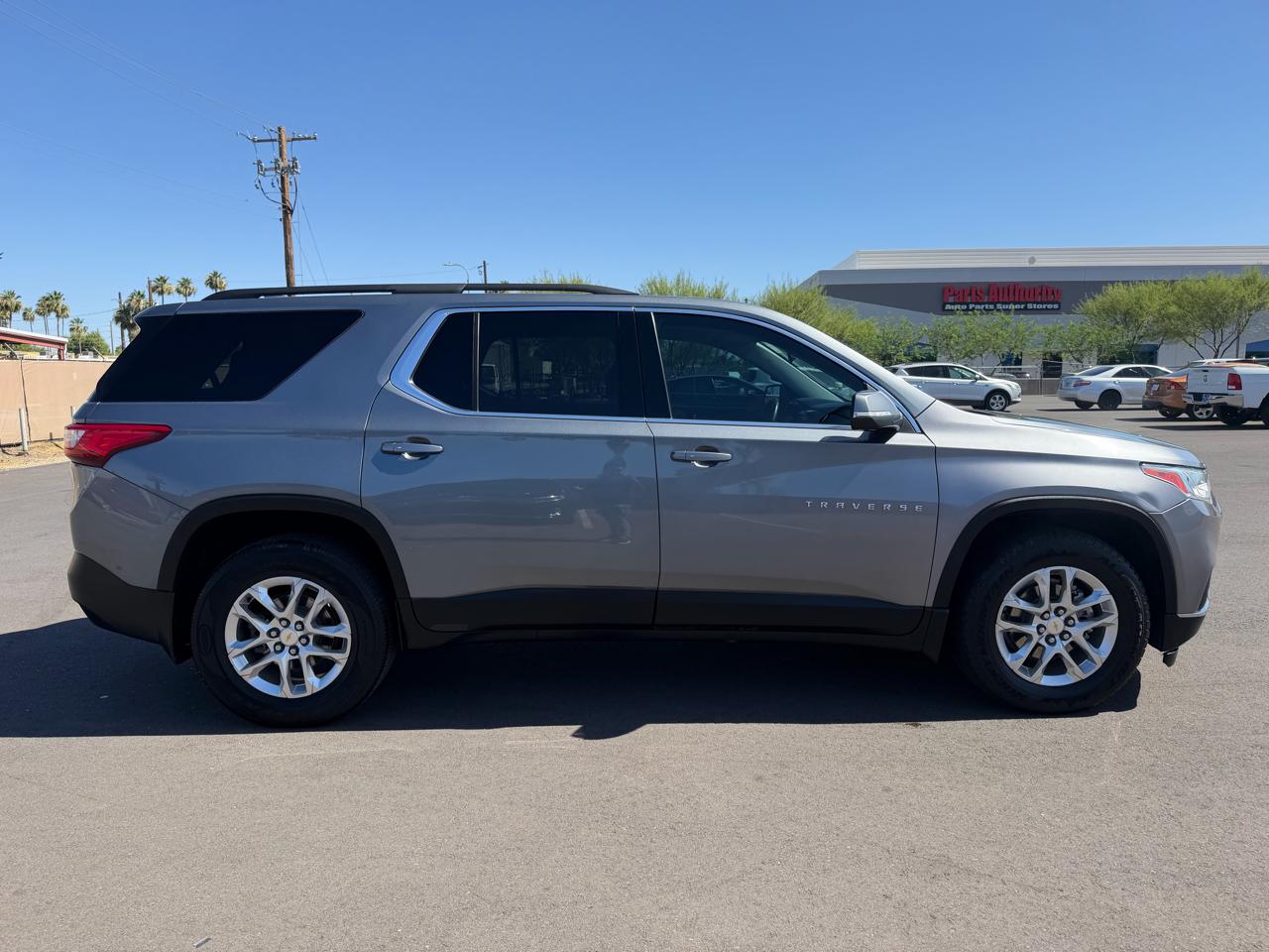 Chevrolet Traverse LT Cloth FWD 2021