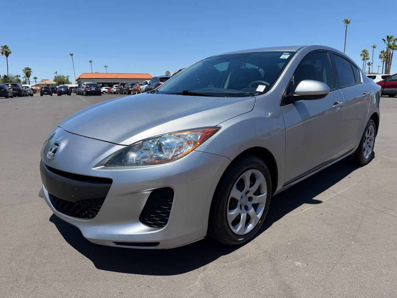 Mazda MAZDA3 i Sport 4-Door 2013