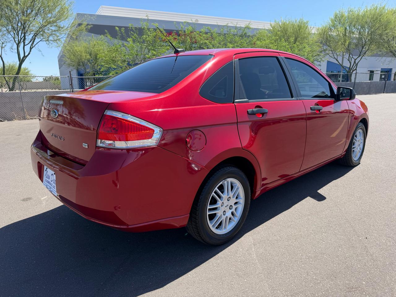 Ford Focus SE Sedan 2010