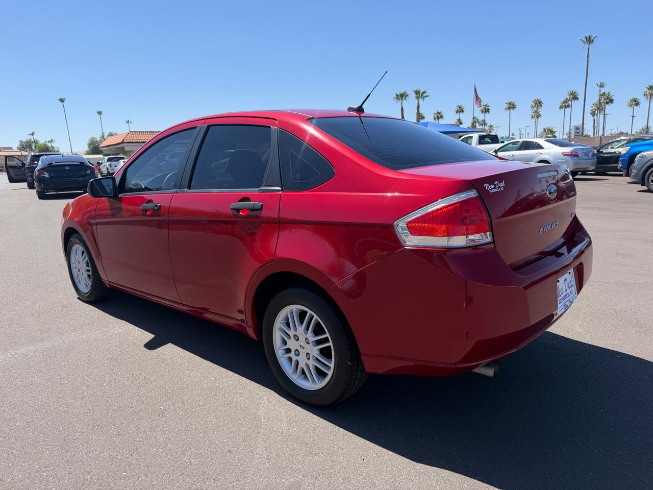 Ford Focus SE Sedan 2010
