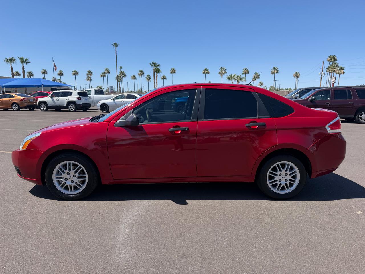 Ford Focus SE Sedan 2010