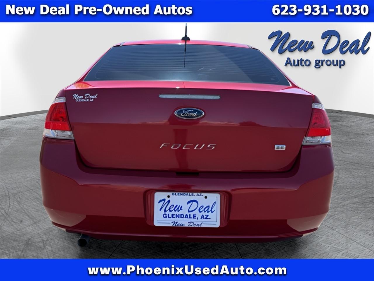Ford Focus SE Sedan 2010
