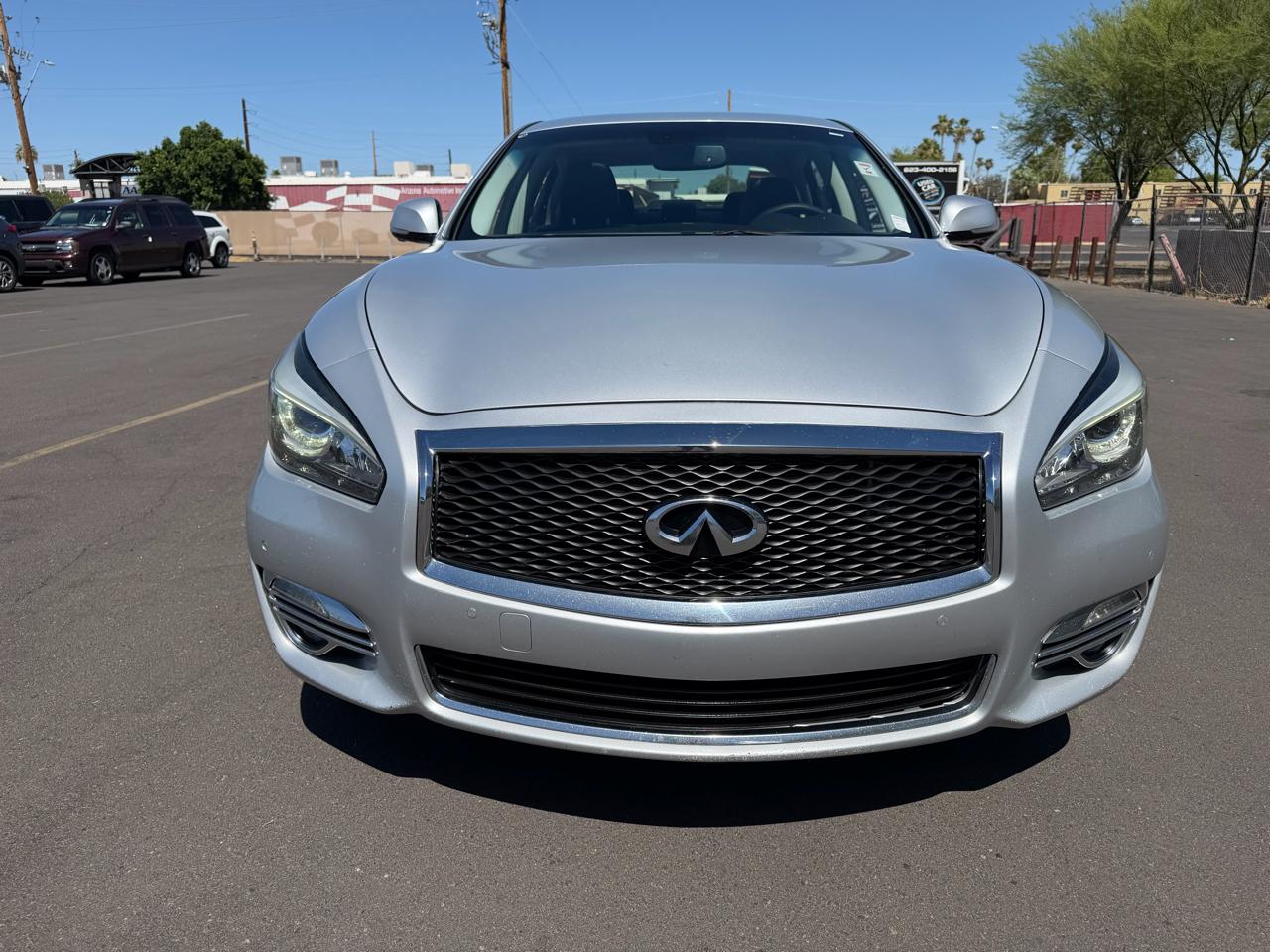 Infiniti Q70 3.7 2018