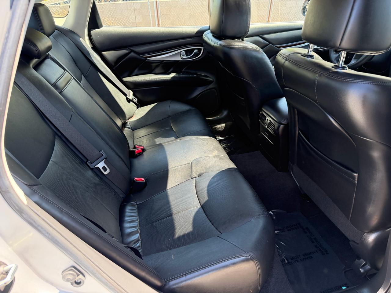 Infiniti Q70 3.7 2018