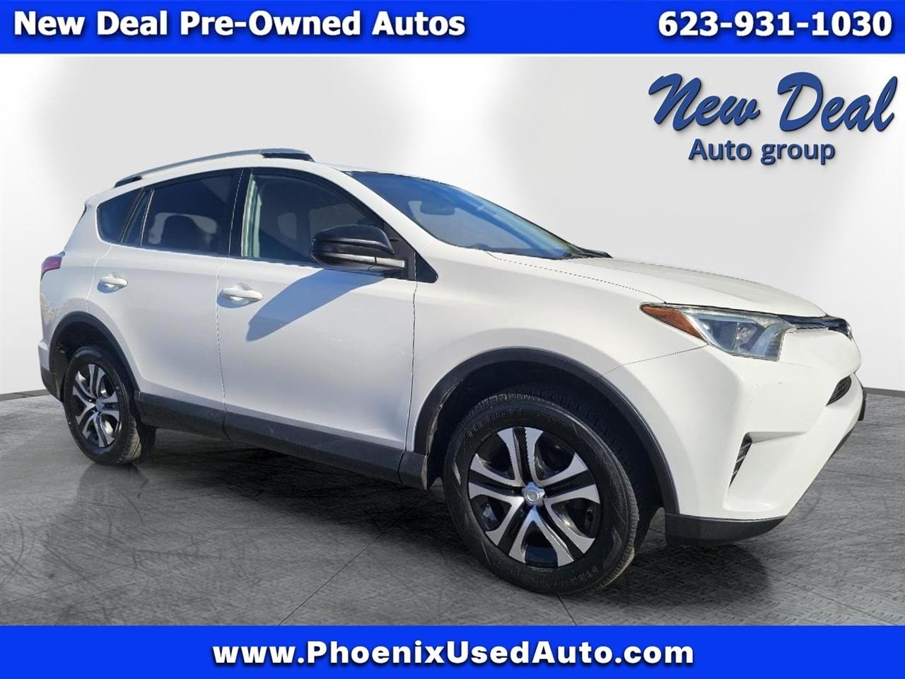 Toyota RAV4 LE FWD 2016