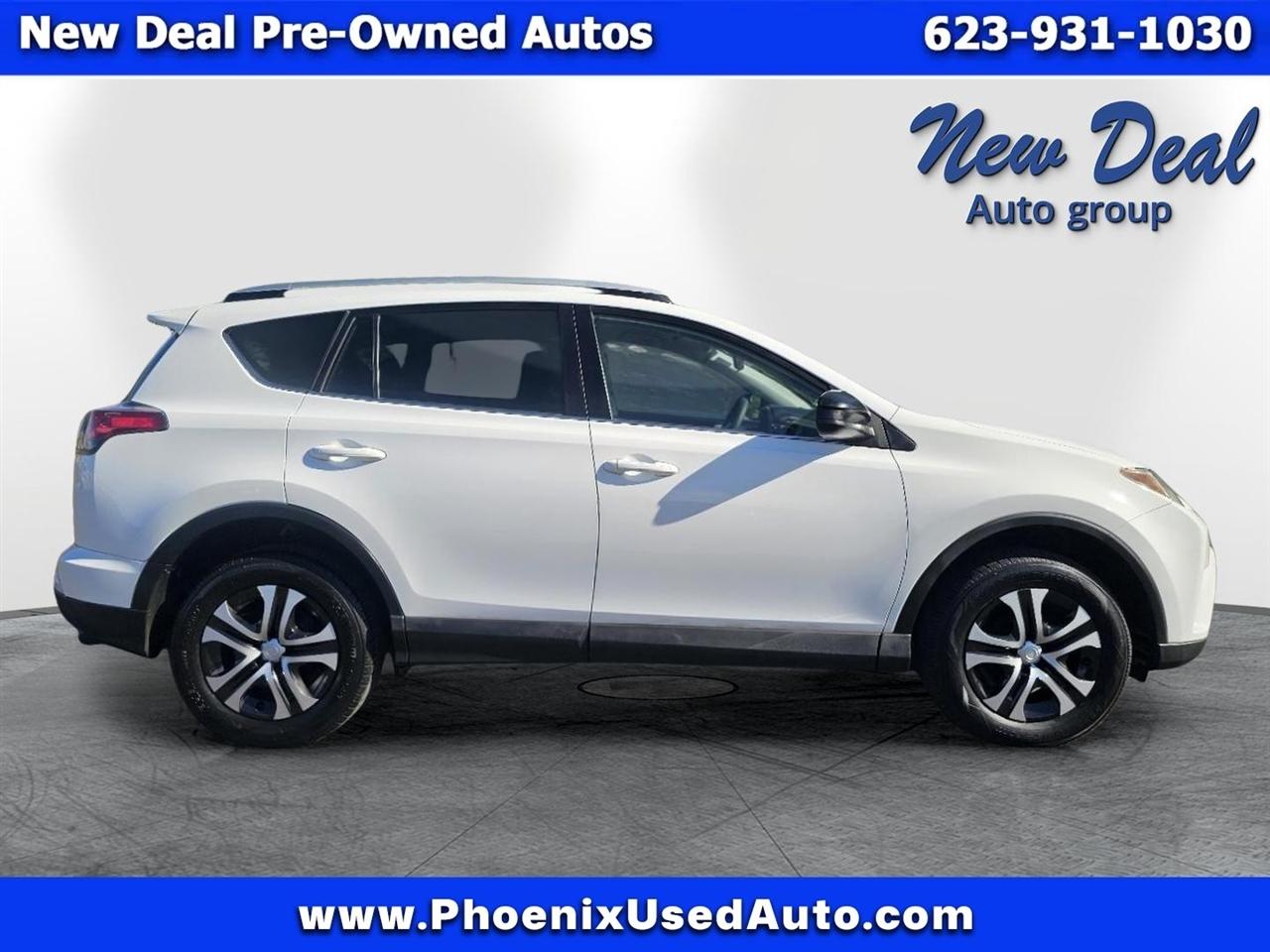 Toyota RAV4 LE FWD 2016