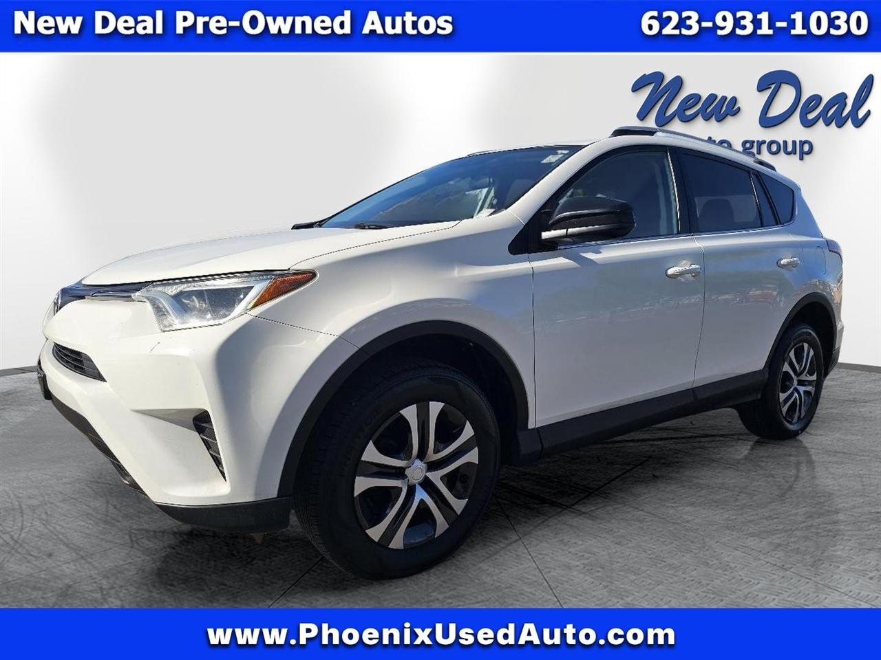 Toyota RAV4 LE FWD 2016