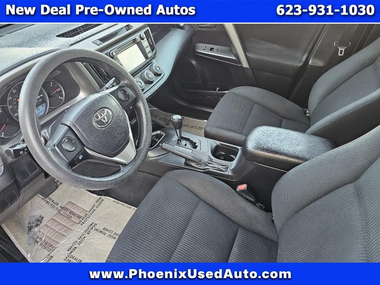 Toyota RAV4 LE FWD 2016