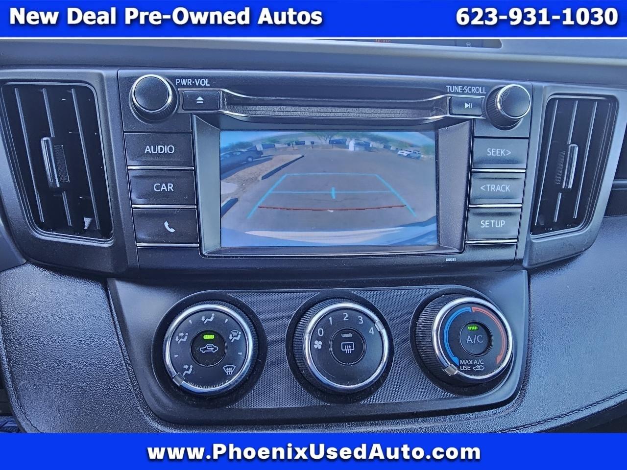 Toyota RAV4 LE FWD 2016