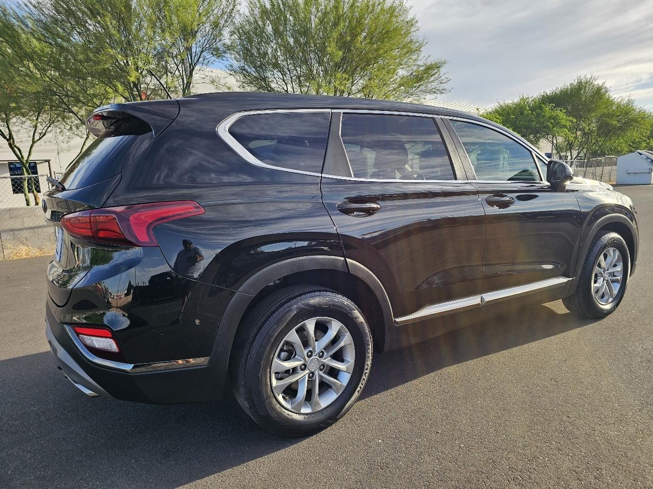 Hyundai Santa Fe SE 2.4 2019