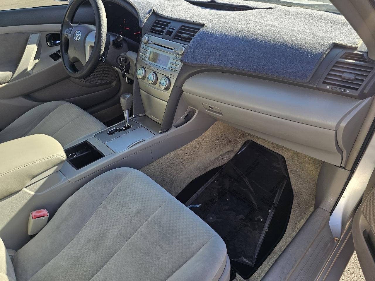 Toyota Camry LE 2009