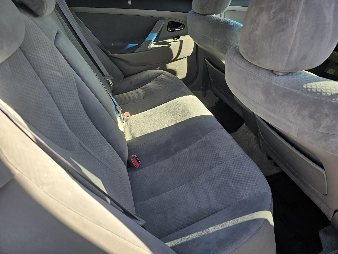 Toyota Camry LE 2009