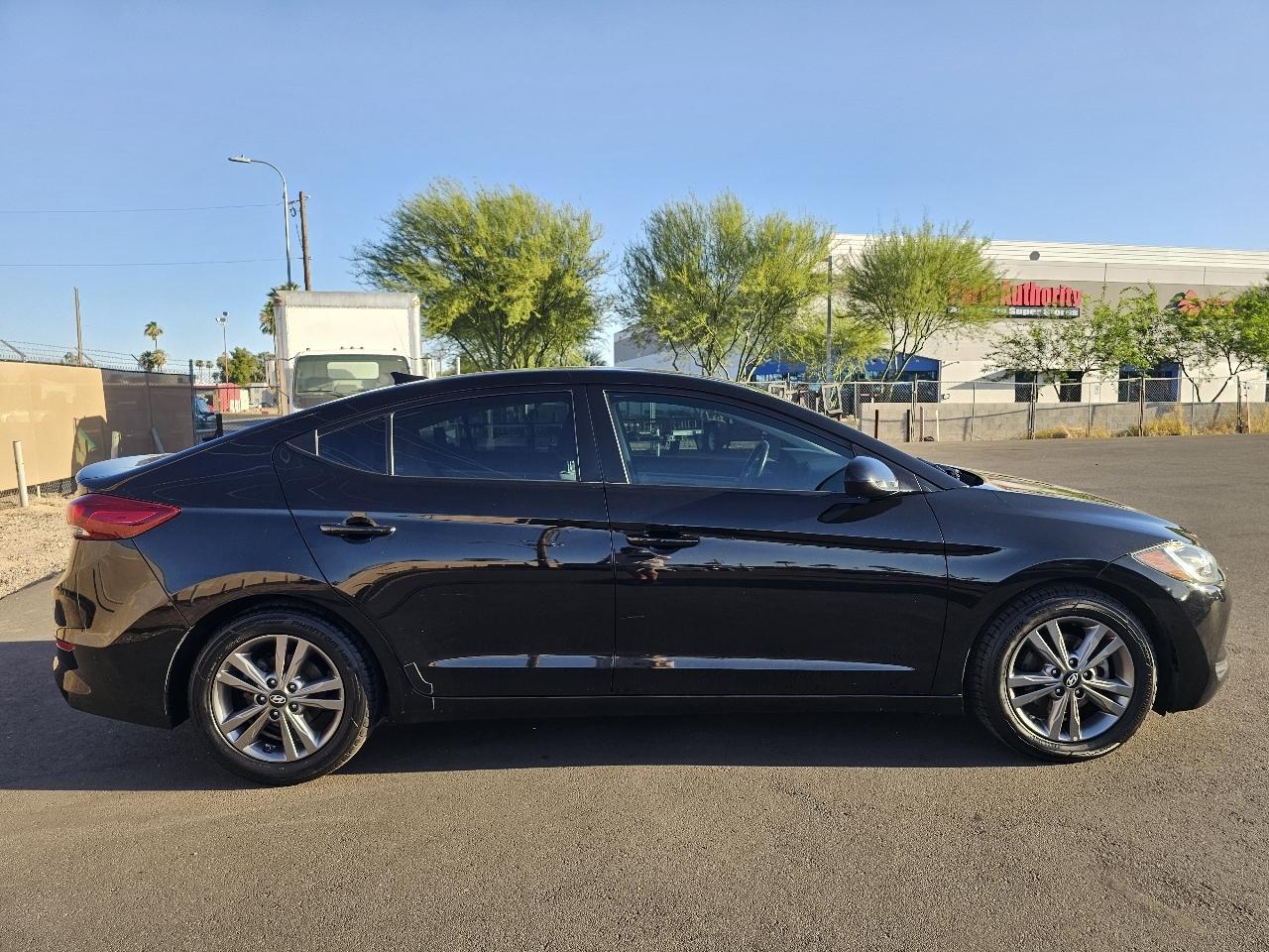 Hyundai Elantra Value Edition Auto 2018